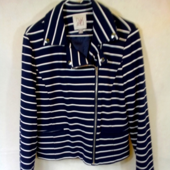 Roz & Ali Jackets & Blazers - roz & ali Navy White L/S Zip Up Striped Jacket Med